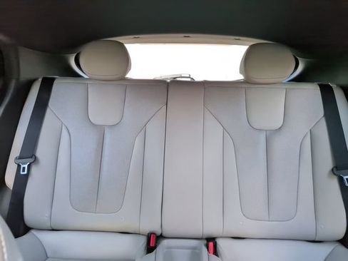 Used 2020 Hyundai Veloster Turbo Ultimate FWD image 23