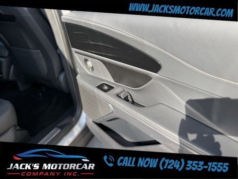 Used 2024 Lincoln Nautilus Reserve w/ Equipment Group 202A image 20