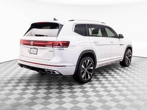 Used 2024 Volkswagen Atlas SEL Premium R-Line AWD/4WD image 5