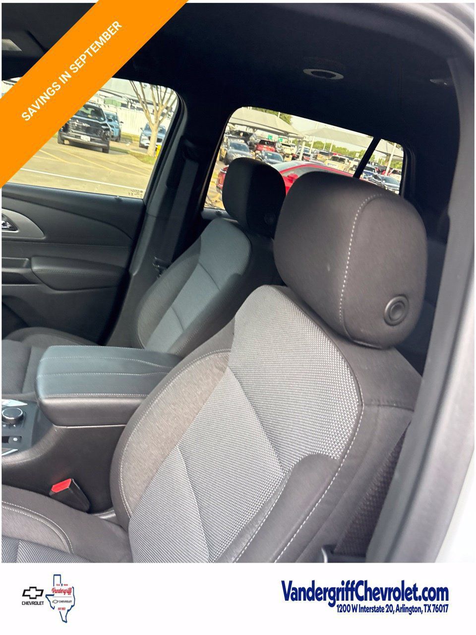 Used 2023 Chevrolet Traverse LT FWD image 15