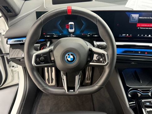 Used 2025 BMW i5 M60 w/ Premium Package image 14