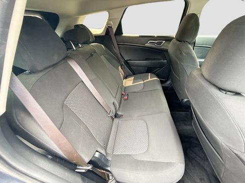 Used 2023 Kia Sportage LX AWD/4WD image 33