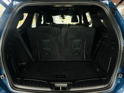 Used 2023 Dodge Durango R/T w/ Blacktop Package AWD/4WD image 10
