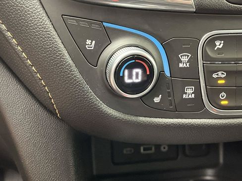 Certified 2020 Chevrolet Equinox Premier AWD/4WD image 21