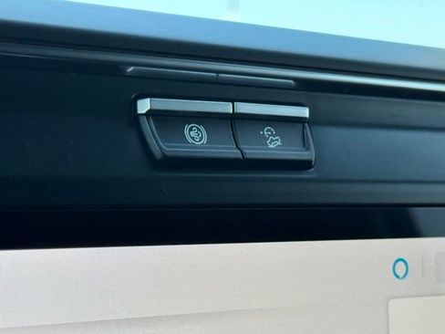 Certified 2025 Ford F350 Platinum AWD/4WD image 27