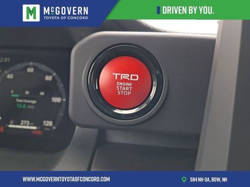 Used 2025 Toyota Tacoma TRD Sport AWD/4WD image 25