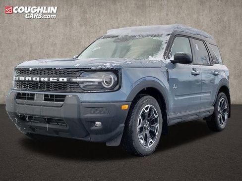 New 2025 Ford Bronco Sport Outer Banks image 3