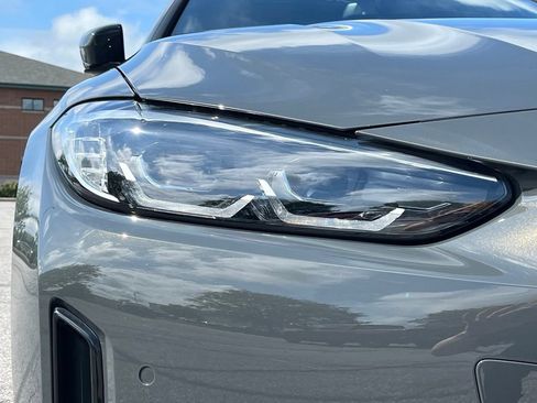 Used 2023 BMW i4 eDrive35 RWD image 10