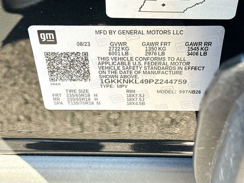 Used 2023 GMC Acadia SLE w/ Driver Convenience Package image 38