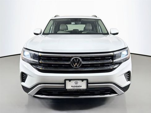 Used 2023 Volkswagen Atlas SE w/ Black Wheel Package FWD image 2