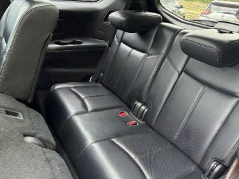 Used 2019 Nissan Pathfinder Platinum FWD image 13