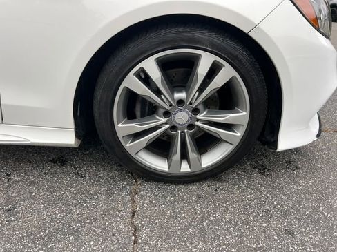 Used 2014 Mercedes-Benz E 350 Sedan image 37