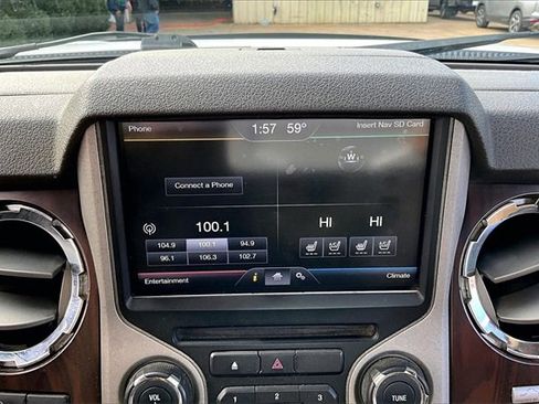 Used 2014 Ford F250 Lariat w/ Lariat Interior Package image 22