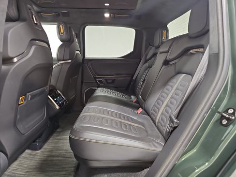 Used 2022 Rivian R1T Adventure AWD/4WD image 21