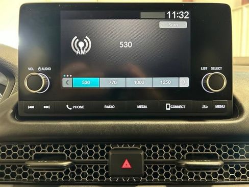 Certified 2024 Honda HR-V Sport image 32