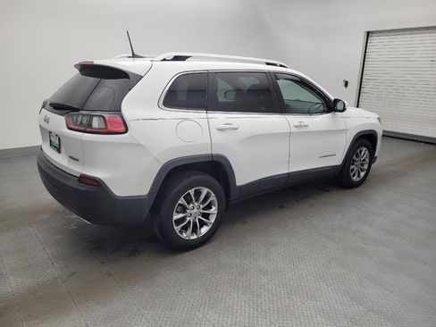 Used 2019 Jeep Cherokee Latitude Plus image 10
