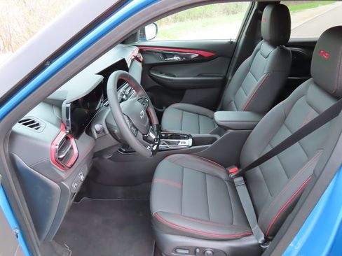 New 2026 Chevrolet TrailBlazer RS w/ Convenience Package AWD/4WD image 21