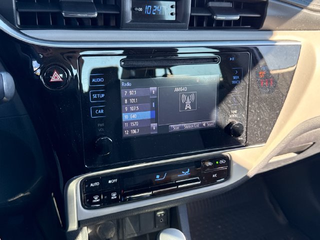 Used 2019 Toyota Corolla LE FWD image 27