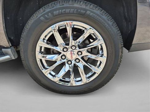 Used 2017 GMC Yukon Denali w/ Open Road Package RWD image 14