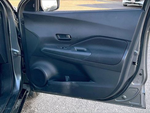 Used 2025 Nissan Kicks Play S image 22