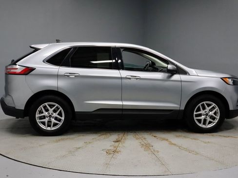 Certified 2024 Ford Edge SEL image 6