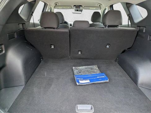 Used 2023 Hyundai Tucson SE image 25