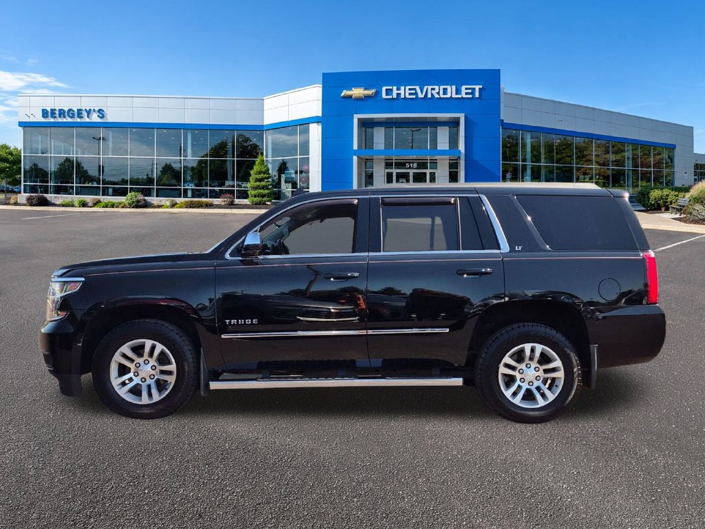 Certified 2017 Chevrolet Tahoe LT w/ Luxury Package AWD/4WD image 10