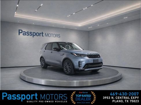 Used 2023 Land Rover Discovery S R-Dynamic image 3