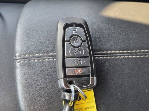 Used 2024 Ford Mustang Premium image 19