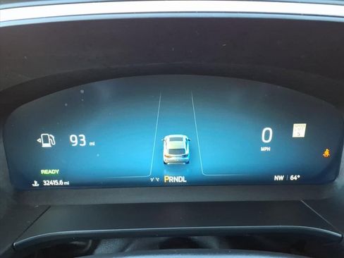 Certified 2023 Ford Escape Platinum w/ Class II Trailer Tow Package image 15