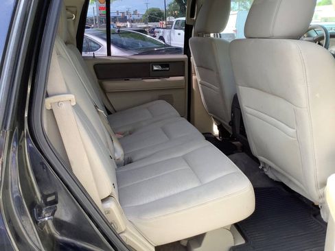 Used 2013 Ford Expedition XLT w/ HD Trailer Tow Pkg AWD/4WD image 37