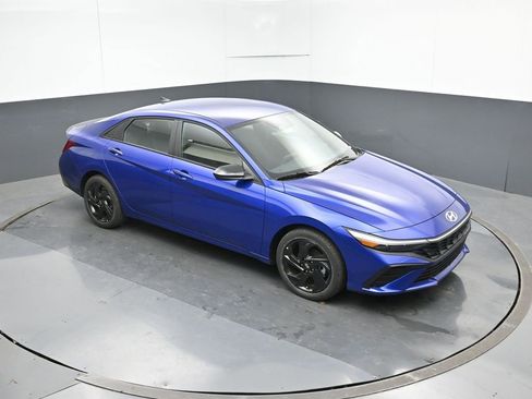 New 2026 Hyundai Elantra Sport image 23