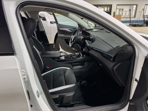 Certified 2025 Buick Envision Sport Touring image 11