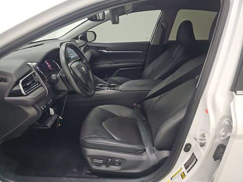 Used 2023 Toyota Camry XSE FWD image 7