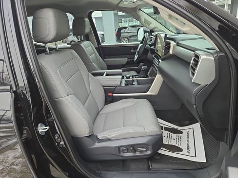 Used 2024 Toyota Tundra Limited image 17