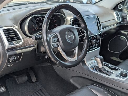 Used 2019 Jeep Grand Cherokee Summit AWD/4WD image 14