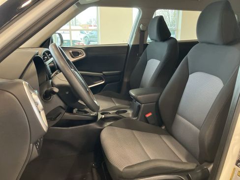 Used 2024 Kia Soul LX w/ Option Group 015 image 10