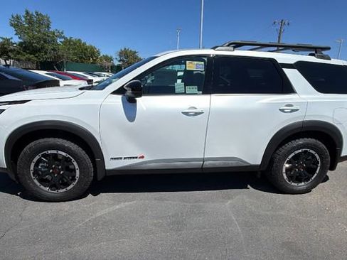 New 2026 Nissan Pathfinder Rock Creek w/ Rock Creek Premium Package AWD/4WD image 7