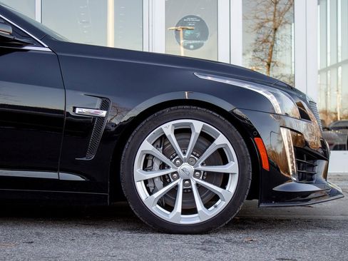 Used 2016 Cadillac CTS V image 5