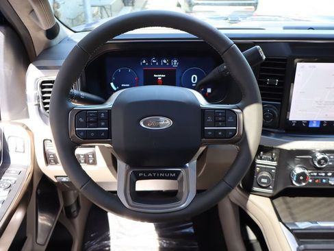 New 2026 Ford F350 4x4 Crew Cab DRW Super Duty image 28