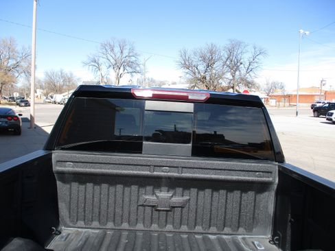 Used 2020 Chevrolet Silverado 1500 LTZ w/ LTZ Premium Package image 20