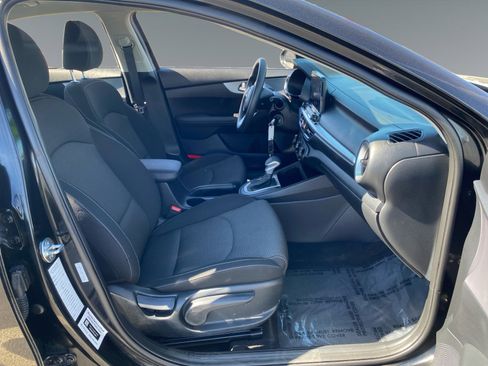 Used 2024 Kia Forte LXS image 15