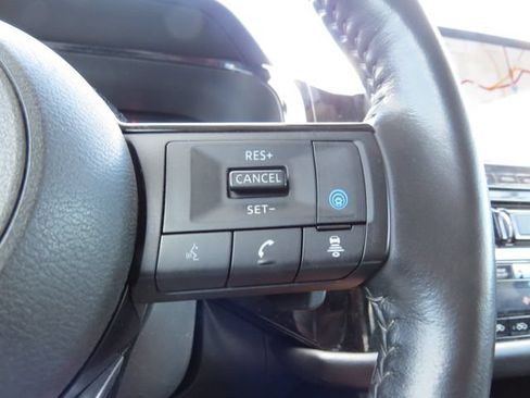 Used 2022 Nissan Pathfinder SL w/ SL Premium Package FWD image 19