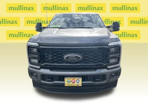 New 2025 Ford F250 XLT w/ Black Appearance Package image 15