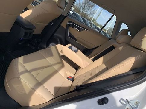 Certified 2025 Toyota RAV4 XLE Premium image 10