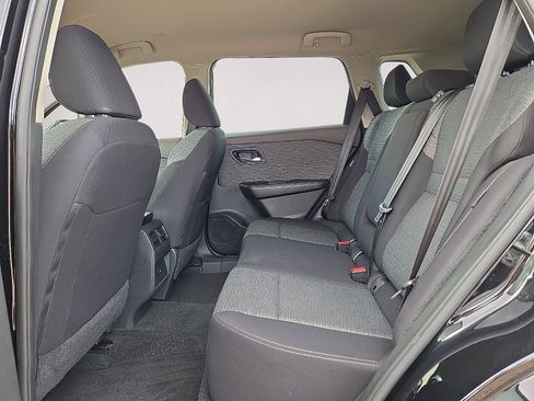 Used 2023 Nissan Rogue SV AWD/4WD image 14