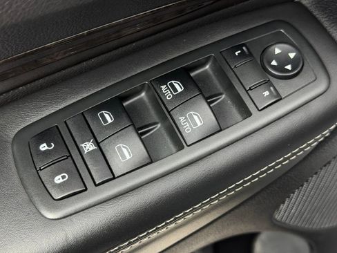 Used 2013 Dodge Durango Citadel w/ Technology Group RWD image 29