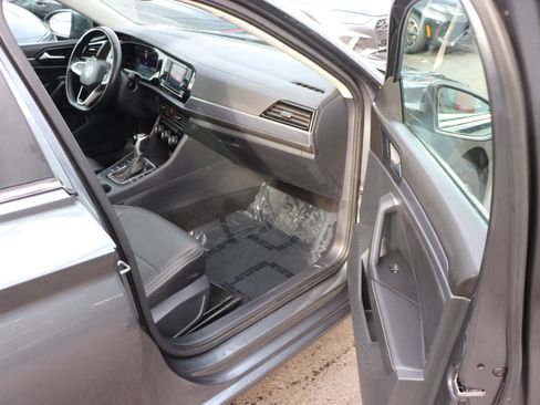 Used 2024 Volkswagen Jetta SE image 15