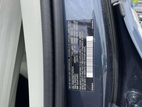New 2026 Volvo XC60 B5 Ultra w/ Protection Package Premier AWD/4WD image 33