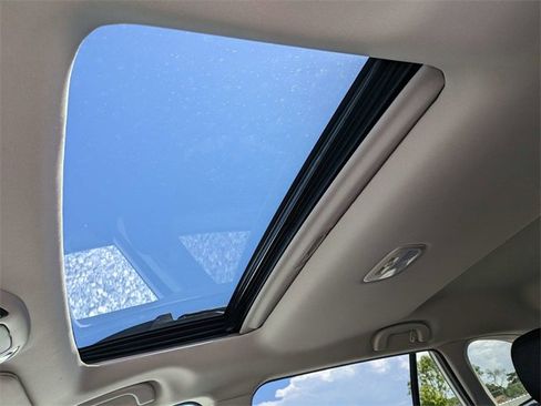 New 2025 Subaru Outback Premium image 22